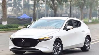 Mazda 3 Sport Luxury 2025