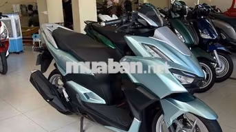 Honda Vario 160cc. khoá smatkey . máy zin im