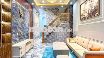 Nhà trệt lầu 2PN full nội thất KDC Hàng Bàng 7,5 triệu