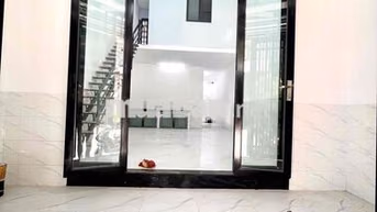 Cho Thuê Nhà Mới Xây 100% DT 100m2 1Trệt 1Lửng 3Pn 1Wc Hẻm Rộng 10M
