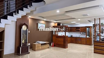172 ✨ 🏡 CHO THUÊ NHÀ 3 TẦNG KIỆT Ô TÔ ĐƯỜNG NGÔ QUYỀN