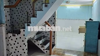 Cho thuê nhà nguyên căn 2 phòng ngủ 2wc 