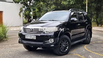 Toyota Fortuner 2.7V 4x4 2015 Số tự động