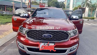 Ford Everest 2021 2 cầu 4x4 Đỏ đô