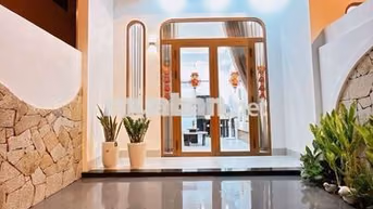 Bán nhà mới  hẻm Y Nuê TT Thành Phố BMT