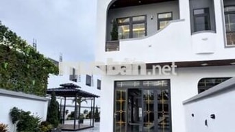 VILLA SÂN VƯỜN 317M2 GẦN KHU CÔNG NGHIỆP CẦU TRÀM FULL NỘI THẤT 