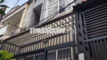 NHÀ ĐẸP HẺM NGUYỄN VĂN KHỐI (4,5x11M) - 4 PHÒNG NGỦ GIÁ TỐT 11 TRIỆU