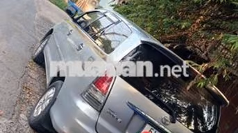 Toyota Innova G 7 chỗ Bạc