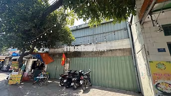 Chính chủ cho thuê nguyên căn nhà mặt tiền với các thông tin sau: -Vị