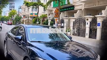 Mazda 6 2.0 Premium 2022 Xanh
