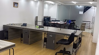 Bán gấp nhà MT Trần Phú Q5 DT 4,2 x 18m 6 Tầng không lỗi PT giá 26 tỷ
