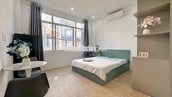 Studio cửa sổ trời thoáng mát - Bà Hom gần Công viên Phú Lâm