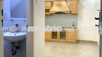 PHÒNG SẴN MÁY LẠNH - KHU BẾP RỘNG CÓ BẾP TỪ - GẦN VINCOM PHAN VĂN TRỊ 