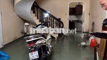 Cho Thuê Nhà hẻm xe hơi đường Nguyễn Đình Chiểu, P.2, Quận 3