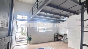 CHO THUÊ PHÒNG TRỌ CÓ GÁC BAN CÔNG RỘNG 35m2 GIÁ RẺ GẦN ĐH Thuỷ Lợi
