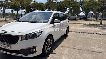 Kia Sedona 20172.2DATH Trắng 7 chỗ Tự động