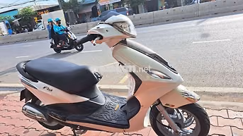 Piaggio Fly 125 2012 Trắng