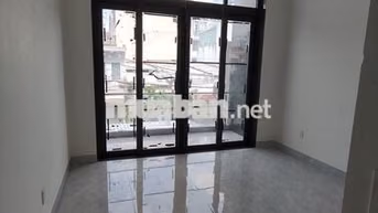 Mặt tiền Tây Sơn ngay chợ Tân Hương 4x20m, 2 lầu mới 16tr/th