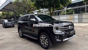 Ford Everest Titanium 2025 Đen, có hoá đơn đủ