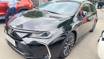 Toyota Corolla Altis 1.8V 2025 hàng hiếm, bao test