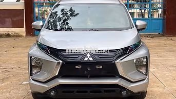 Mitsubishi Xpander 1.5 MT 2021 Bạc Số sàn