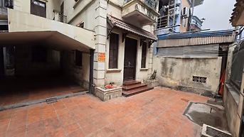 Bán nhà 3.5 tầng, khung bê tông, phố Hồ Tùng Mậu