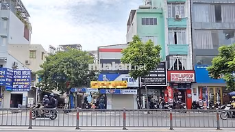 GÓC 2MT NGANG 8M - SỬ DỤNG HƠN 160M2 – 616A ĐƯỜNG 3 THÁNG 2, Q10