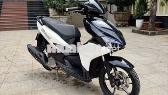 Honda Air Blade 125 160cc Đen, Trắng