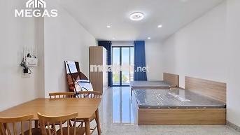 Căn hộ ban công, rộng 45m2, full nội thất- Ngay Làng Đại học, UEL, NLU
