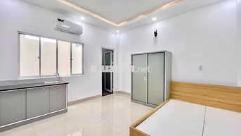 Studio CỬA SỔ GIẾNG TRỜI SẴN MÁY LẠNH MỚI 100%_ SẠCH SẼ, FREE XE
