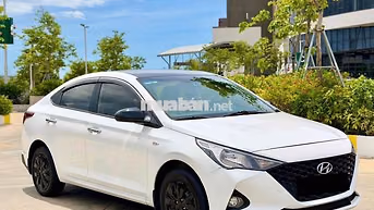 Hyundai Accent 2021 Số sàn 51.000 km Trắng