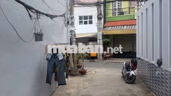 Bán nhà hẻm Tên Lửa Aeon Bình Tân