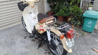 Honda Cub 50cc Kem Zin nguyên bản 