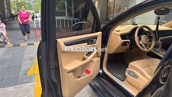 Porsche Macan 2014 Đen 120.000 km