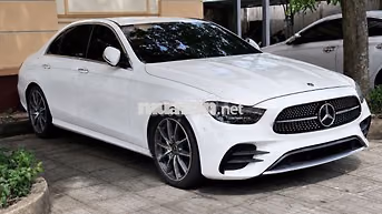 Mercedes-Benz E300 AMG 2022 V1 Trắng 50000 km