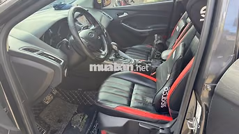 Ford Focus 2018 Xám Da 4 chỗ