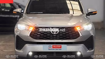 Toyota Innova Cross V 2024 Bạc 8 chỗ CHÍNH HÃNG