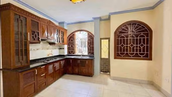  MỘT CHIẾC NGUYỄN LƯƠNG BẰNG - XINH TƯƠI VỪA HỎI CHỈ 5 TỎI 