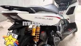 CẦN BÁN XE HONDA AIR BLADE 125 màu trắng 2022