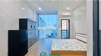 NGAY CẦU NGUYỄN VĂN CỪ DIỆN TÍCH RỘNG BAN CÔNG Ở ĐƯỢC 3-4 NGƯỜI