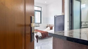 Phòng 5TR Dương Quảng Hàm Gần VLU IUH | Free Tiền Nhà T8 SV 2K8