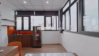 Thuê ngay căn 38m2 full sáng tự nhiên ngay Nơ Trang Long gần Quận 1,3