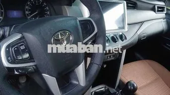 Toyota Innova 2016E Số sàn Bạc