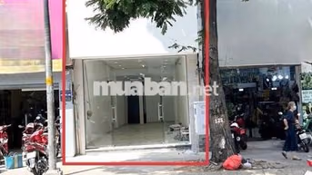 NGANG 4,8M - SỬ DỤNG HƠN 200M2 - MẶT TIỀN 140 ĐINH TIÊN HOÀNG, QUẬN 1