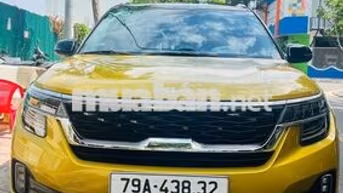 KIA SELTOS PREMIUM 2022 VÀNG-ĐEN CŨ