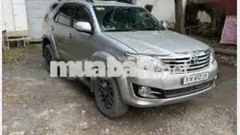 Toyota Fortuner 2016 Bạc Tự động