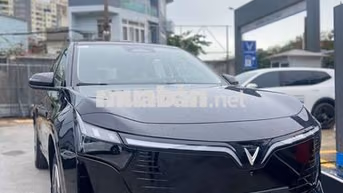 VinFast VF8 ALL NEW SUV điện màu Đen