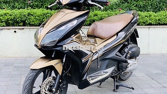Honda Air Blade 125 Vàng đồng, Đen nguyên bản 