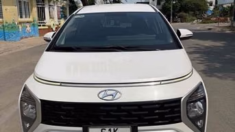Hyundai Stargazer 1.5 Đặc Biệt 2022 Trắng 7 chỗ