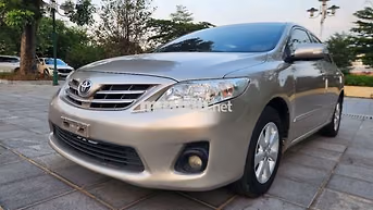 Toyota Altis 1.8 2012 Vàng cát